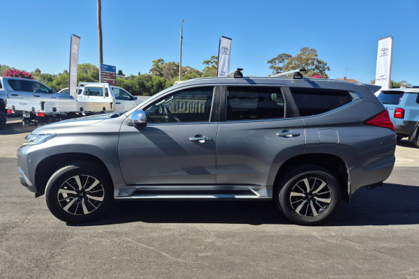 2018 Mitsubishi Pajero Sport QE Exceed SUV Image 6