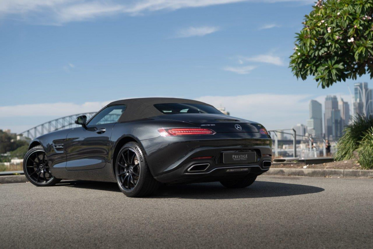 2018 Mercedes-Benz AMG Gt Convertible Image 4