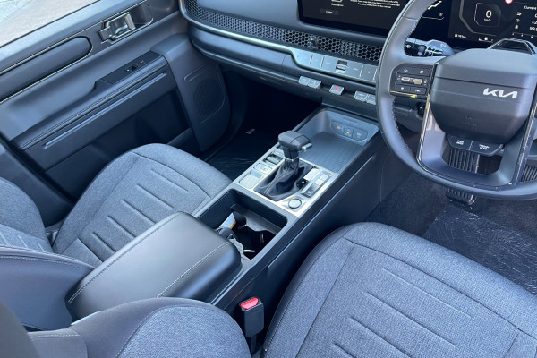 2025 MY26 Kia Tasman TK SX Cab Chassis Image 18
