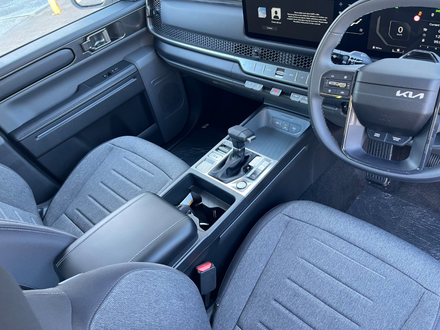 2025 MY26 Kia Tasman TK SX Cab Chassis Image 18