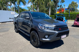 Toyota HiLux SR5 GUN126R
