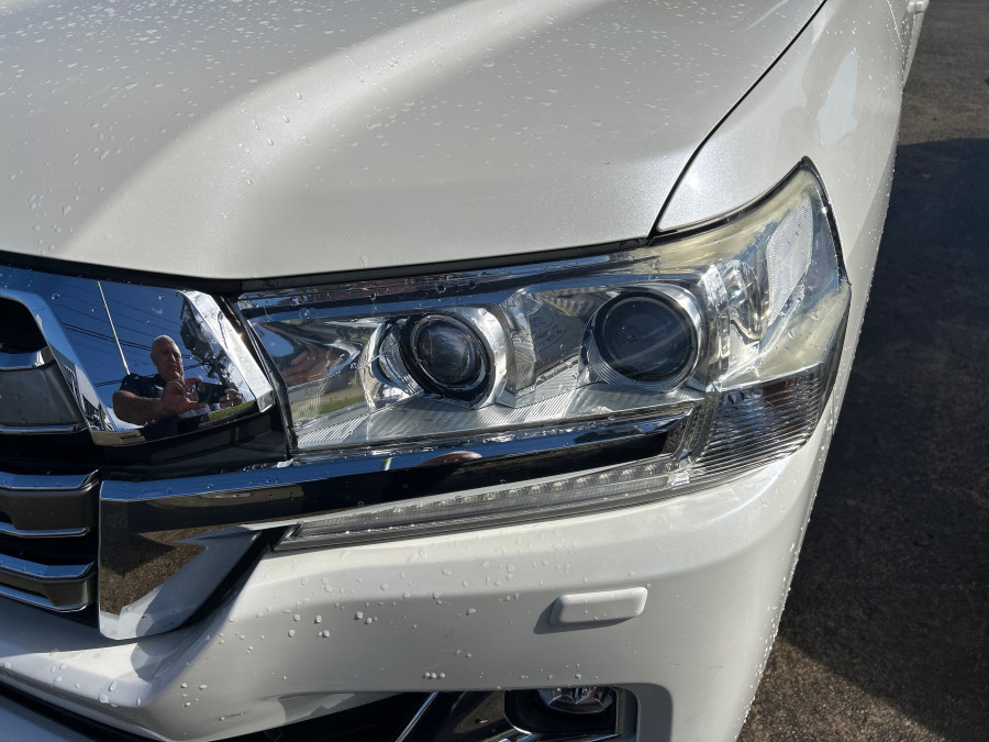 2016 Toyota LandCruiser VDJ200R Sahara SUV Image 22