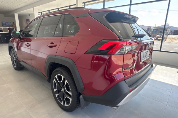 2020 Toyota RAV4 AXAA54R Edge Wagon Image 5