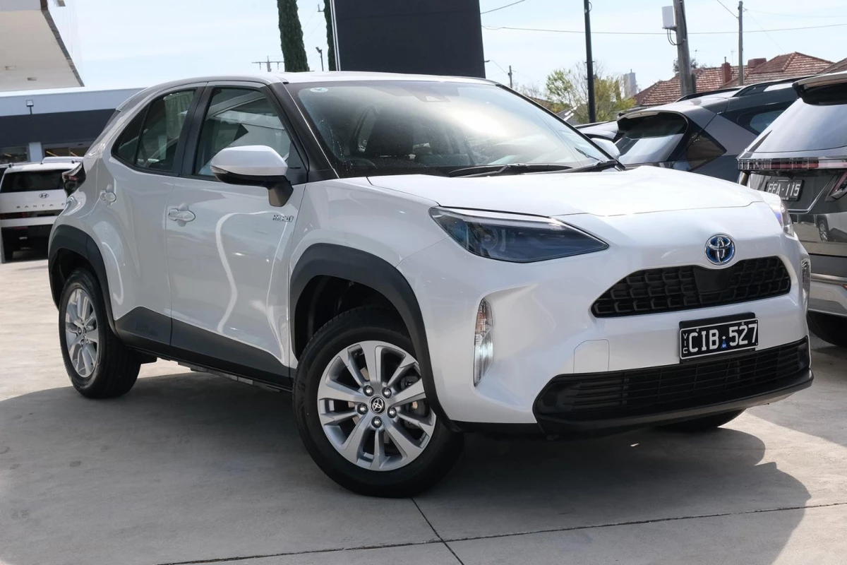 2023 Toyota Yaris Cross MXPB10R GX SUV