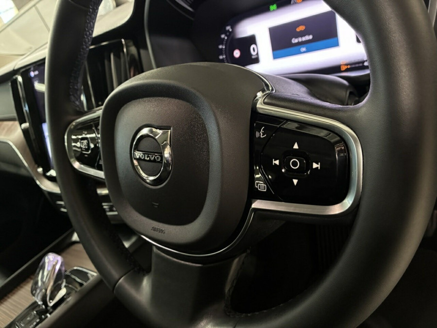 2022 MY23 Volvo XC60 UZ Recharge Ultimate T8 Plug-in Hybrid SUV Image 15