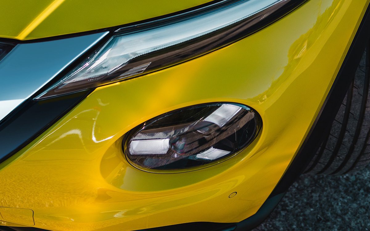 1/3 - Hi-Tech Y-Beam Headlights Image