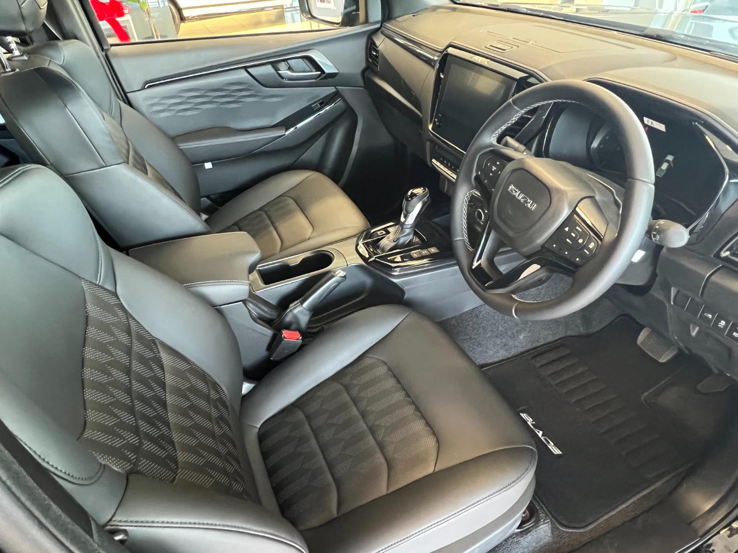 2024 Isuzu D-MAX RG BLADE Ute