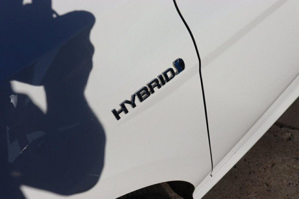 2018 Toyota Camry AXVH71R Ascent Sedan Image 5