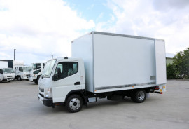 Fuso Canter 515 WIDE CAB PANTECH WITH TAILGATE