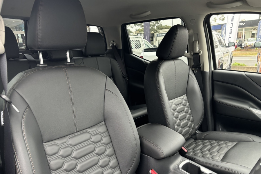 2024 Nissan Navara D23 ST-X Ute Image 11
