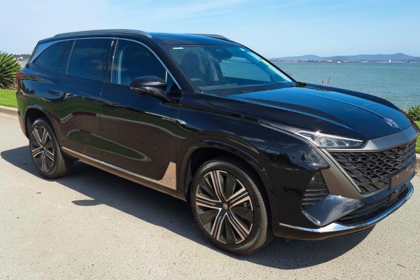 2025 MG QS IS31 Essence SUV Image 1