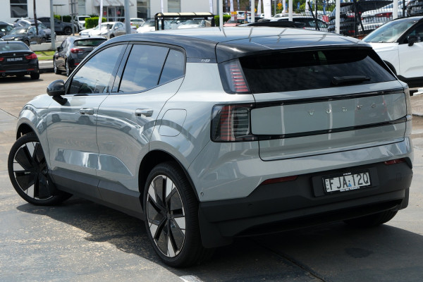 2024 Volvo EX30  Twin Motor Performance Ultra SUV Image 2