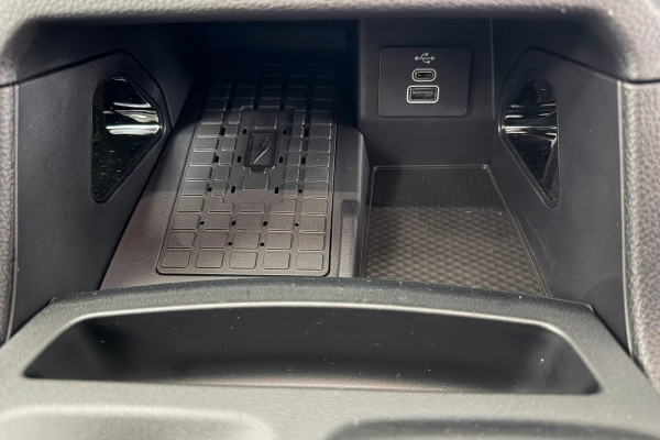 2026 MY26.5 Ford Everest UB Sport SUV Image 33