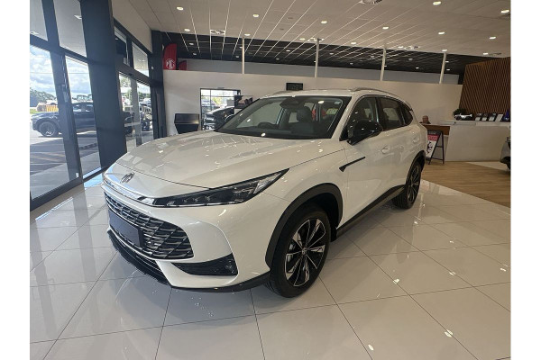 2025 MG HS AS33 Excite SUV Image 4