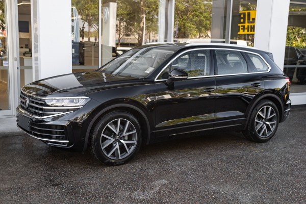 2026 MY24 Volkswagen Touareg RC 210TDI Elegance SUV Image 3