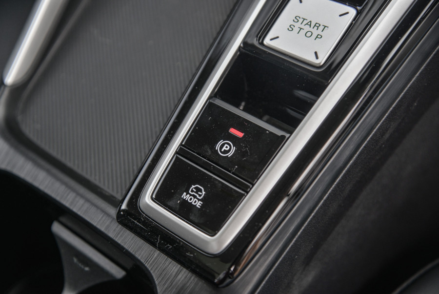 2024 MY24.5 MG ZS ZS32 Essence Hybrid+ SUV Image 20