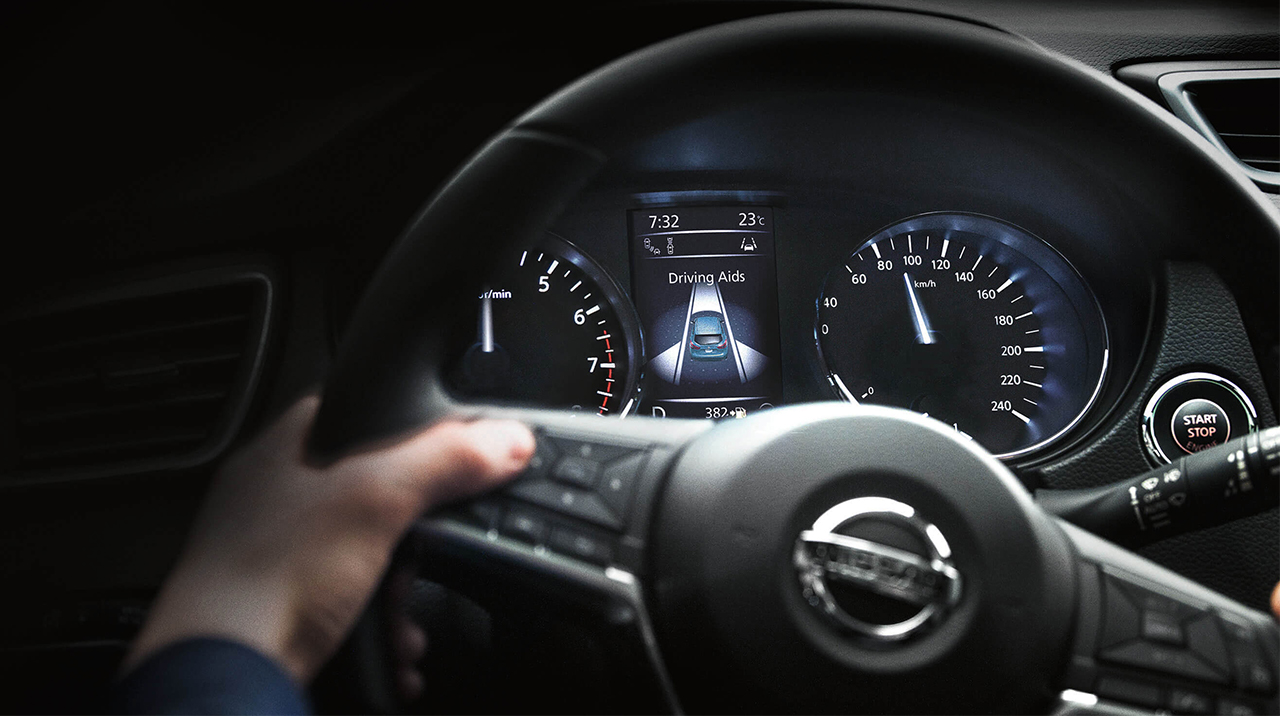 QASHQAI  MOVE INTO A NEW ERA