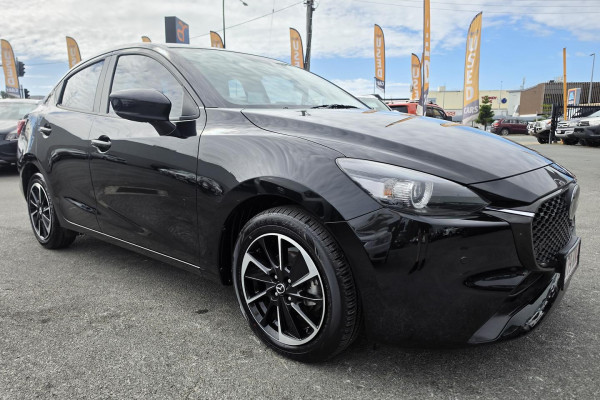 2024 Mazda 2 DL Series G15 GT Sedan Image 5