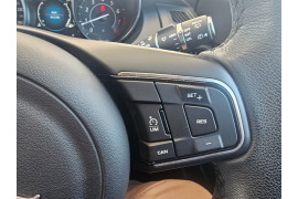 2019 Jaguar E-PACE X540 P250 SE SUV