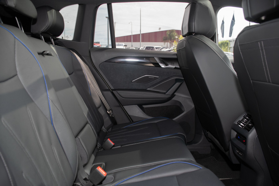 2026 Volkswagen Tiguan CT 200TSI eHybrid R-Line SUV Image 10
