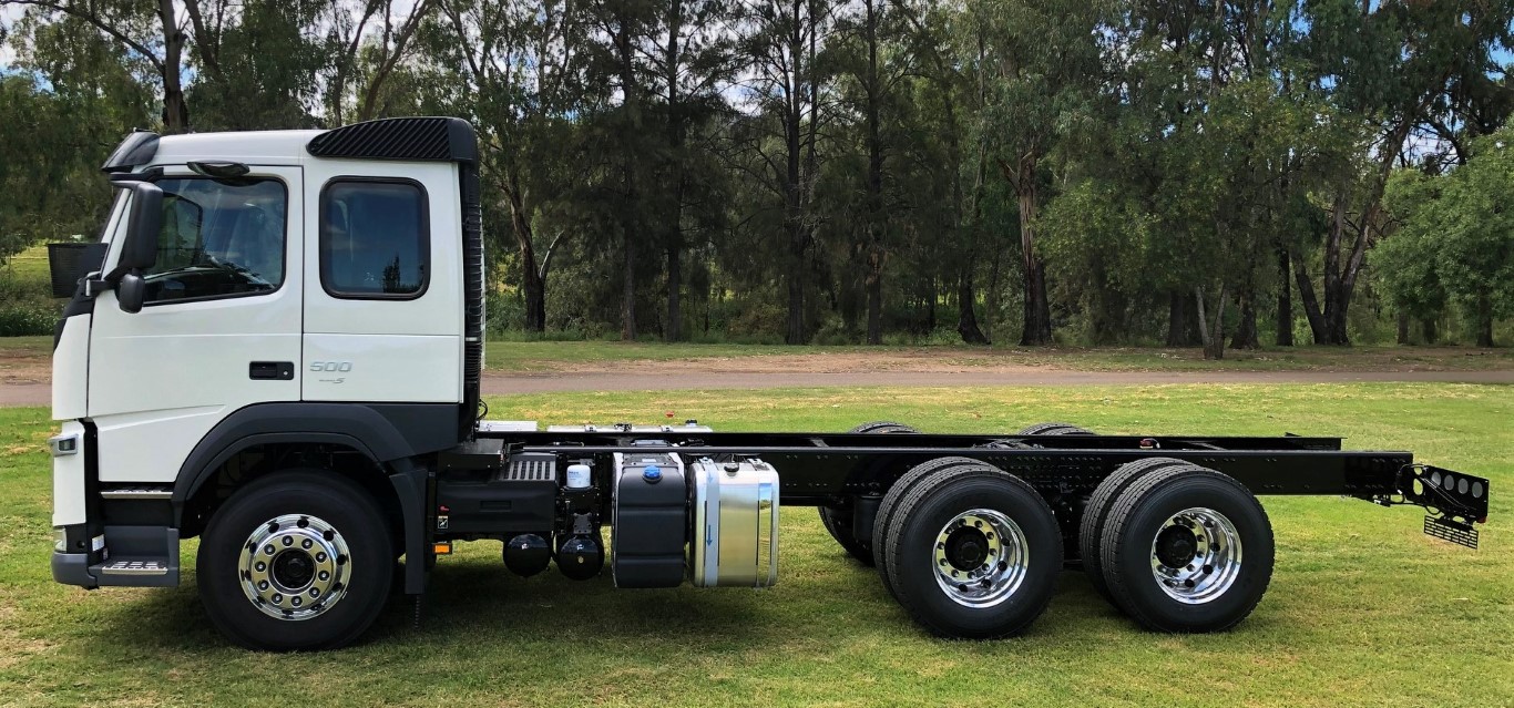 2021 MY20 Volvo FM TEMP Cab Chassis Image 11