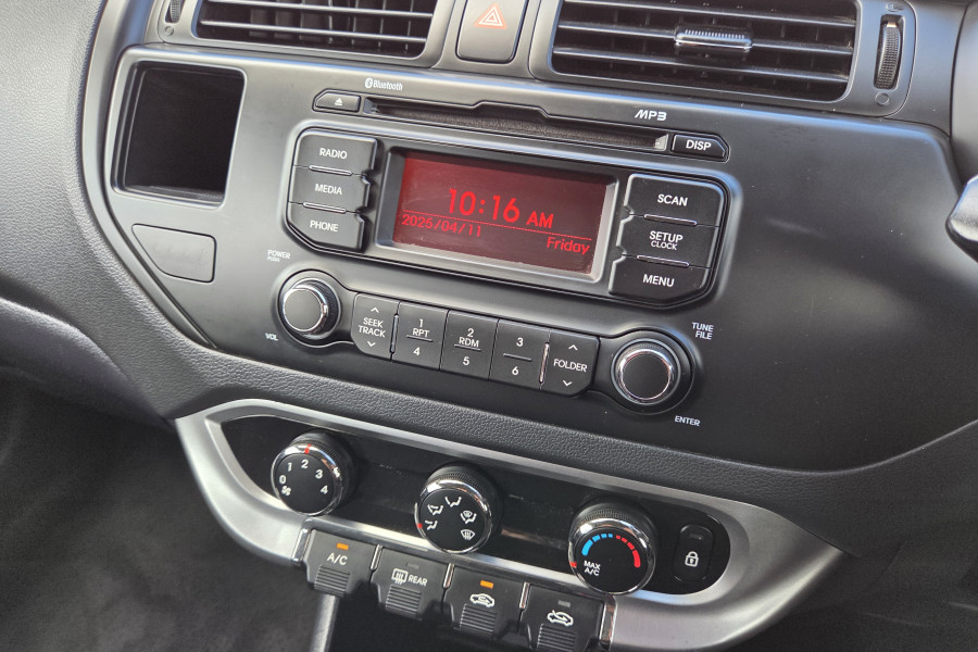 2013 Kia Rio UB SLS Hatch Image 13