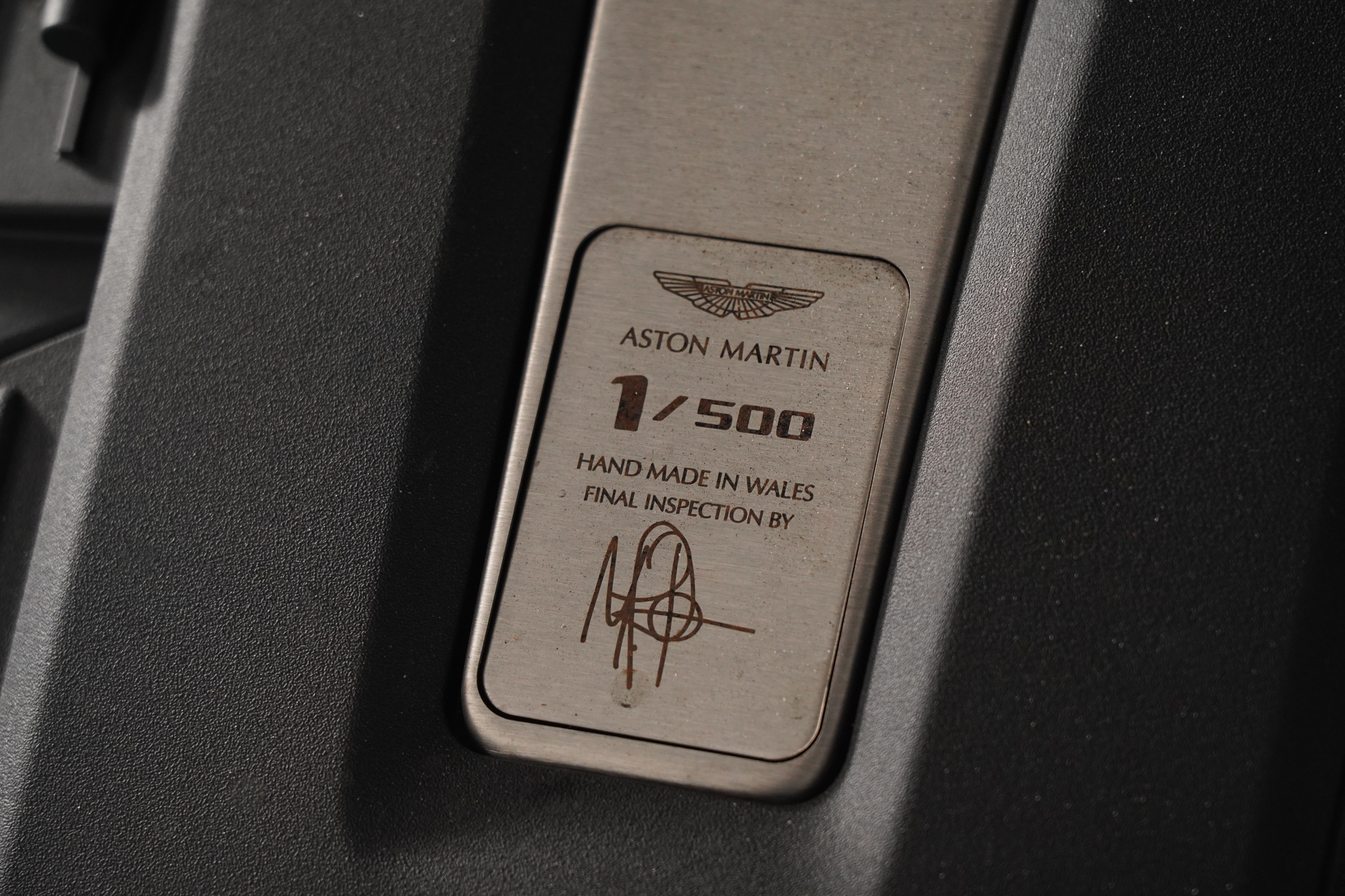 2021 Aston Martin DBX 1913 Edition SUV Image 31