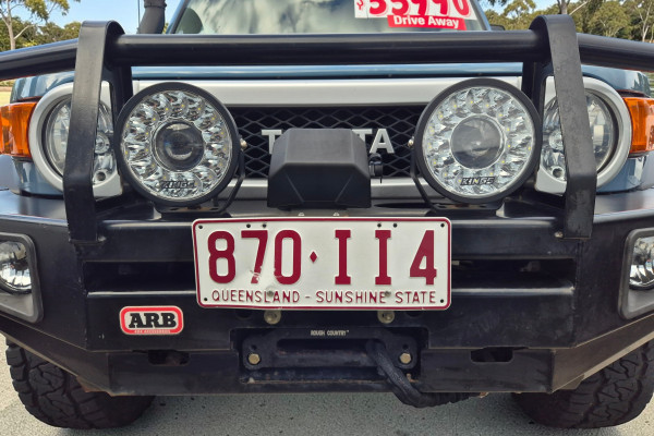 2015 MY14 Toyota FJ Cruiser GSJ15R SUV Image 8