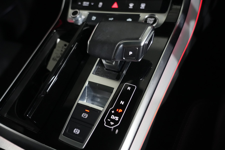 2021 Audi Q7 4M 55 TFSI S line SUV Image 19