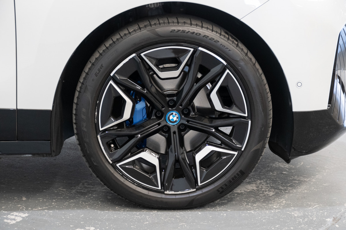 2022 BMW iX xDrive50 Sport SUV