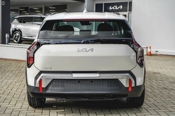 2026 MY27 Kia EV3 SV Air Long Range SUV Image 3