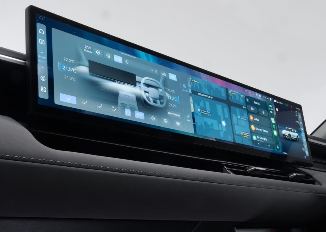 All-new Connect-C Infotainment System & HUD Image