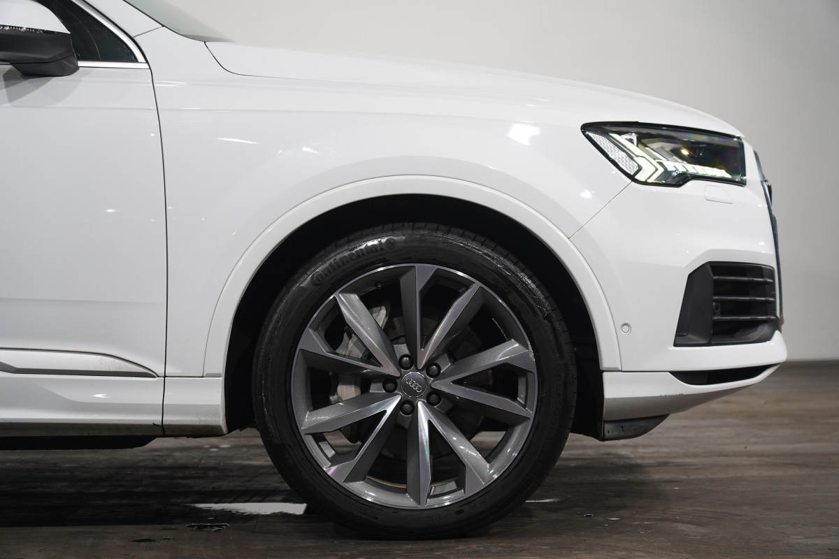 2020 Audi Q7 45 Tdi Quattro SUV Image 5