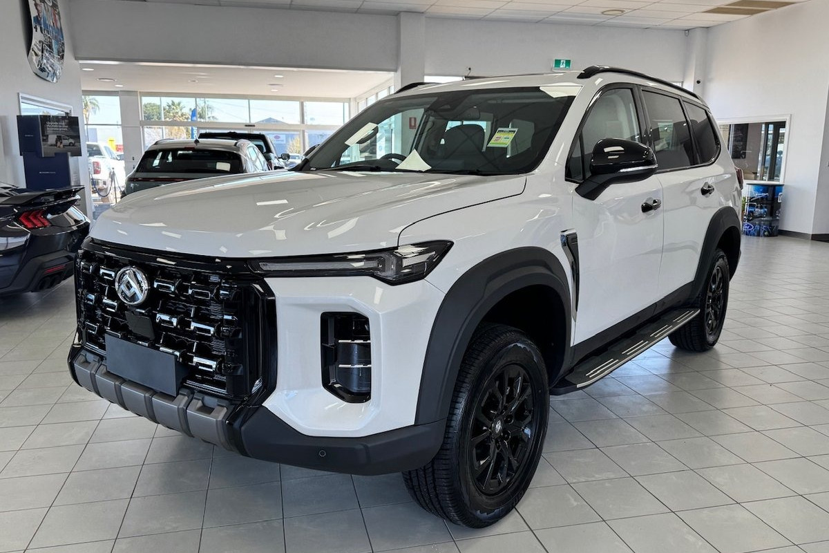 2025 LDV D90 SV9A Executive SUV