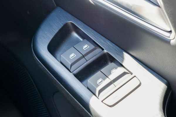 2026 MY26.5 MG ZS ZS32 Essence Hybrid+ SUV Image 14