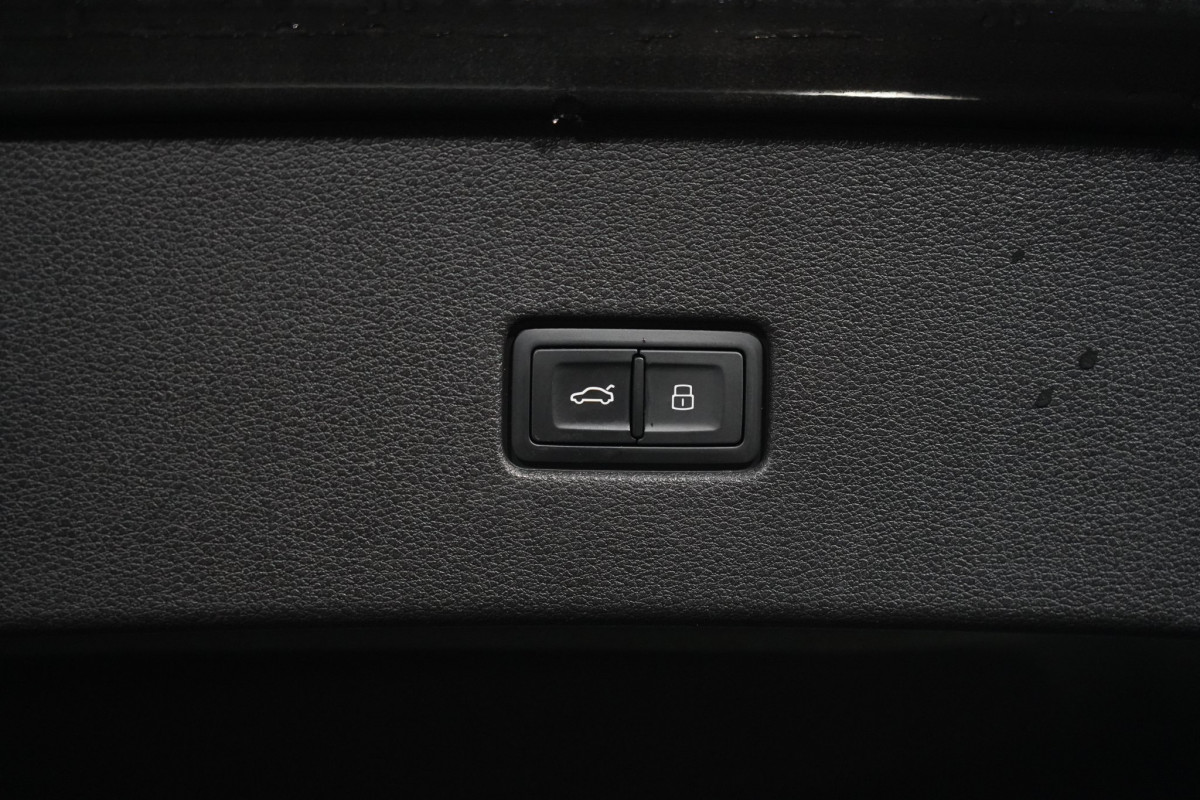 2021 Audi SQ8 F1 TDI SUV