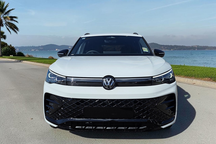 2026 Volkswagen Tiguan CT 195TSI R-Line SUV Image 7