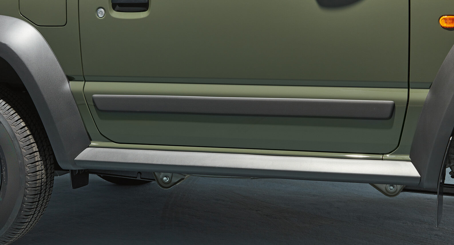 Jimny - Black Side Body Moulding