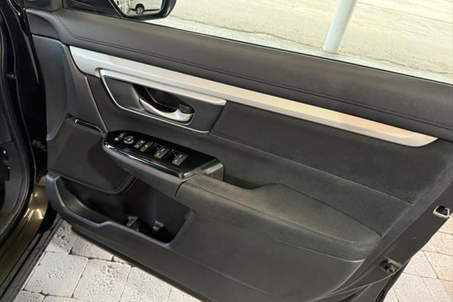 2017 Honda CR-V VTI2 SUV Image 17