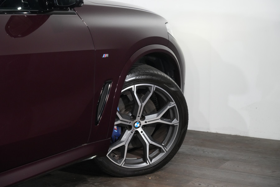2022 BMW X5 xDrive30d SUV Image 11