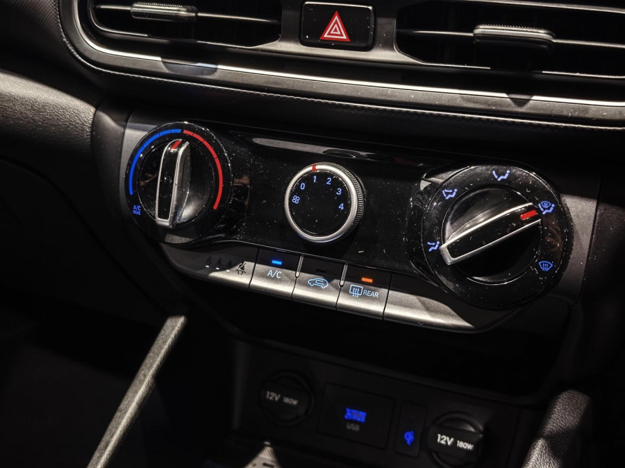 2022 Hyundai KONA OS.V4 Active SUV Image 13