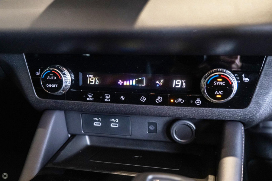 2025 Mitsubishi Outlander ZM Aspire SUV Image 11