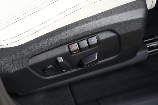 2026 BMW X1 U11 xDrive25e M Sport SUV image 14