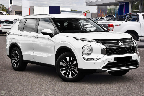 2026 Mitsubishi Outlander ZM LS SUV