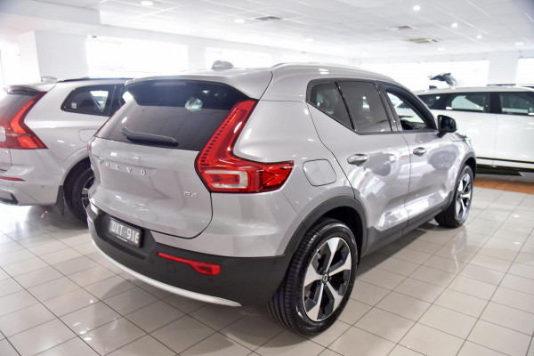 2025 MY26 Volvo XC40 XZ Plus B4 SUV Image 3