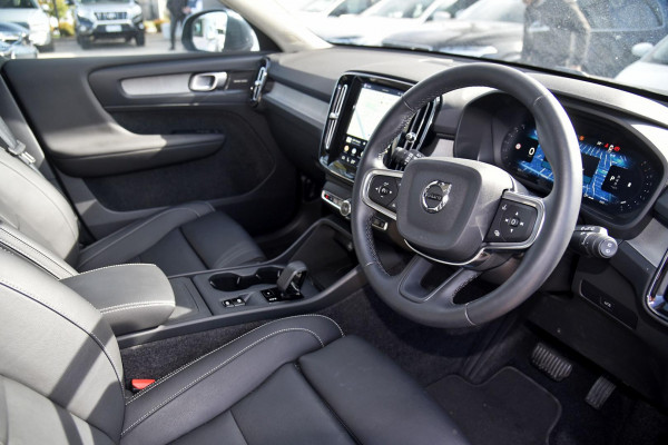 2025 MY26 Volvo XC40 XZ Plus B4 SUV Image 10