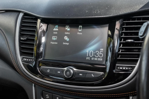 2018 MY19 Holden Trax TJ LS SUV Image 14