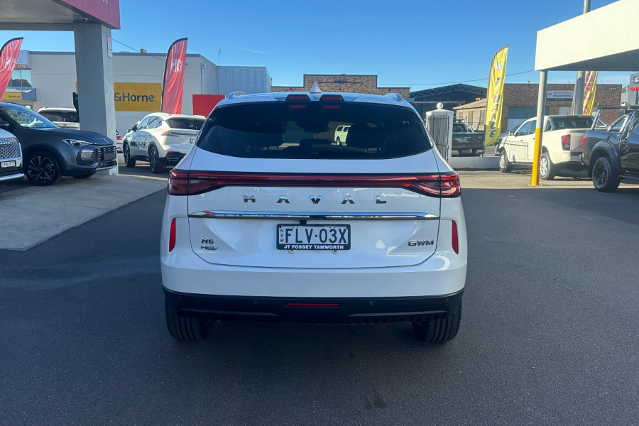 2024 GWM Haval H6 B01 Ultra Hybrid SUV Image 6