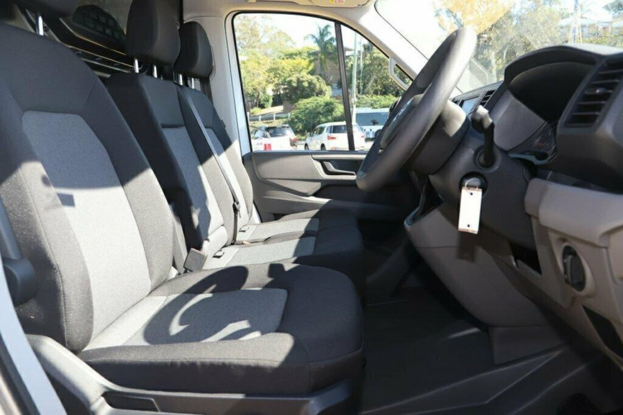 2018 MY19 Volkswagen Crafter SY1 LWB with Overhang Van Image 13