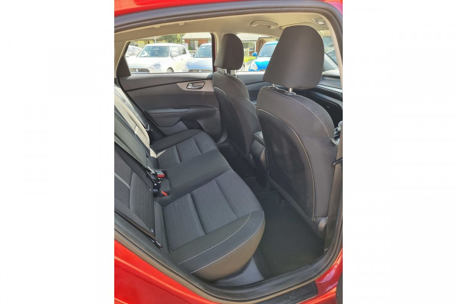 2020 MY1  Kia Cerato BD Sport+ Hatch Image 10